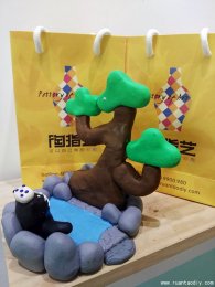 快乐泡澡的海狮手工陶艺儿童手工店创意作品
