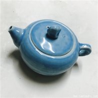 手工创意陶艺店分享一款陶土蓝釉小壶